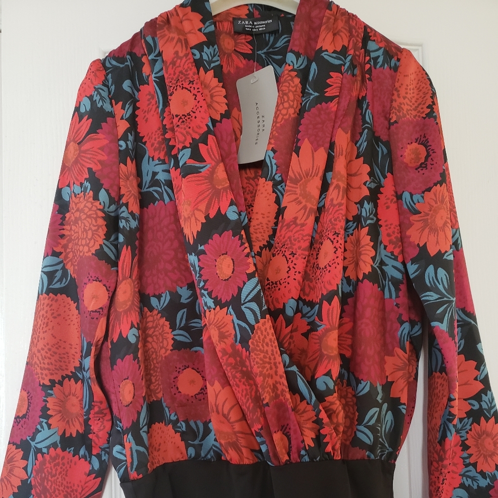 NEW Zara pattern body Sz S ⚠️Limited time reduction